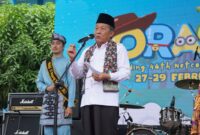 Wakil Gubernur Jambi Drs. H. Abdullah Sani menghadiri momen 46 Tahun berdirinya SMAN 3 Kota Jambi. (Foto: dok. Kominfo Provinsi Jambi).