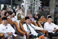 Wakil Gubermur Jambi Abdullah Sani didampingi Bupati Tanjung Jabung Barat Anwar Sadat.