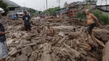 Agara Berduka, Langganan Banjir Bandang Bawa Batu Kayu Gelondongan