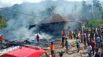 Dua Rumah di Agara Musnah Terbakar Saat Ditinggal Penghuni